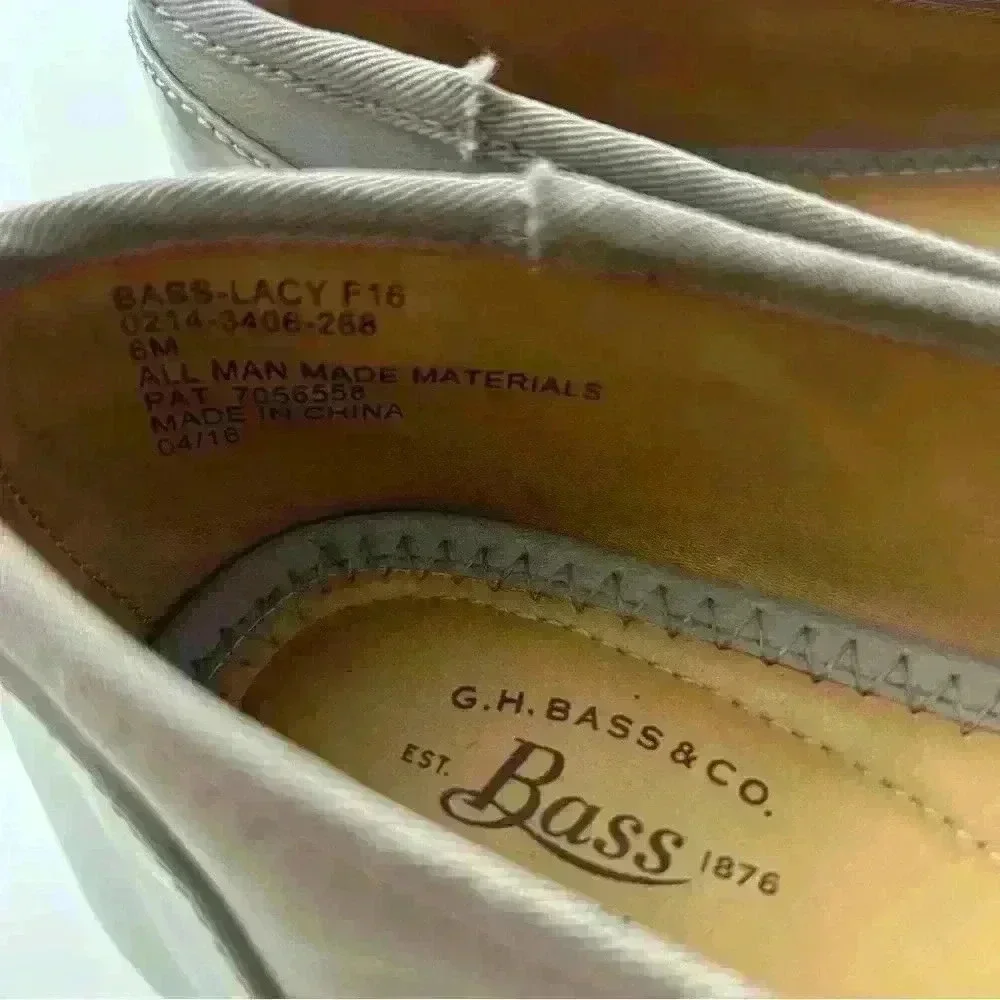 G.H. Bass Women's Lacy Ballet Flats Size 6